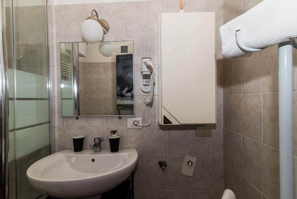 B&B Millennium Ladispoli Szoba fotó
