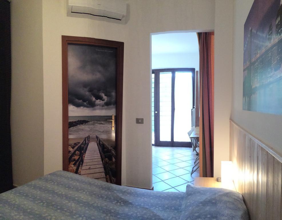B&B Millennium Ladispoli Szoba fotó